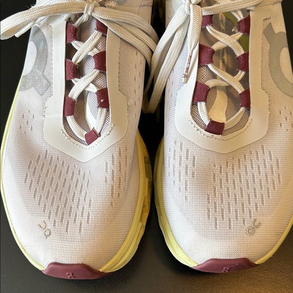 On Cloud Women's Athletic Shoes in White and Yellow - Picture 3 of 8